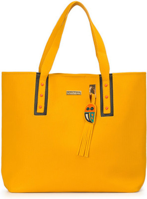 

Chumbak CCBWBGTBJE4Y1PN Shoulder Bag(Yellow, 2 L)