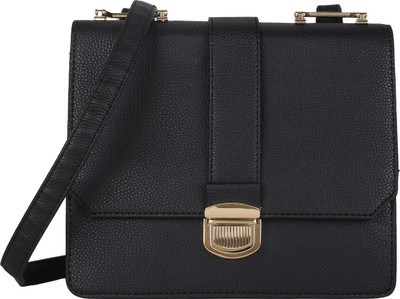 

Lino Perros Shoulder Bag