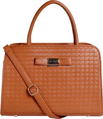 

Lino Perros Shoulder Bag