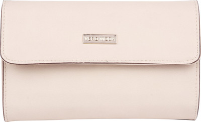 

Vero Moda 1832270-Cream Tan Sling Bag(Cream Tan, 2 L)