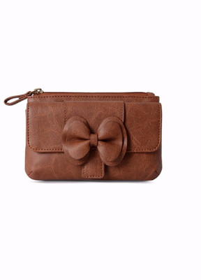 

Baggit Lmp Bliss Bindas Caramel (Tan) L Multipurpose Bag(Caramel, 1 L)