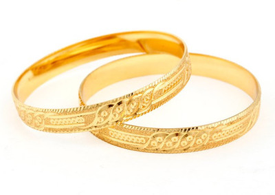 39% OFF on Ethnic Jewels Brass Yellow Gold Bangle Set(Pack of 2)