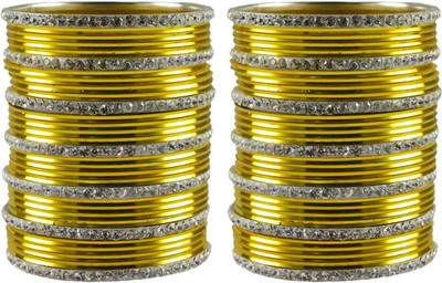 maya fashion Brass Bangle Set
