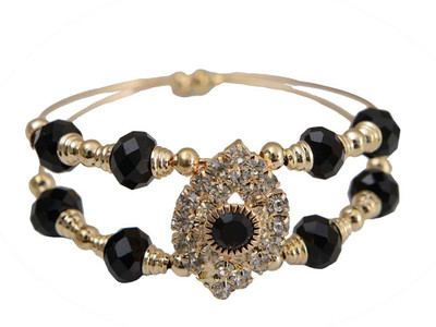 

Taj Pearl Alloy Gold-plated Cuff