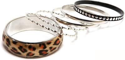 33% OFF on Itzmyfashion Metal Bangle Set(Pack of 6) 33% OFF on Itzmyfashion Metal Bangle Set(Pack of 6)