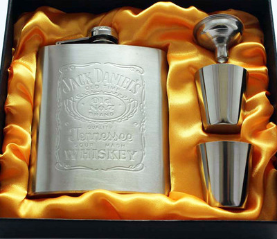 

Pia International 70Z EMBOSSED HIP FLASK GIFT SET Bar Set(Stainless Steel)