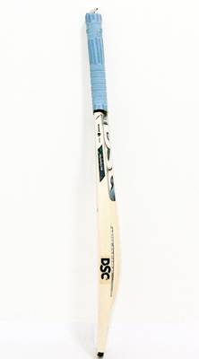 DSC Wildfire Sparx Kashmir Willow Cricket  Bat