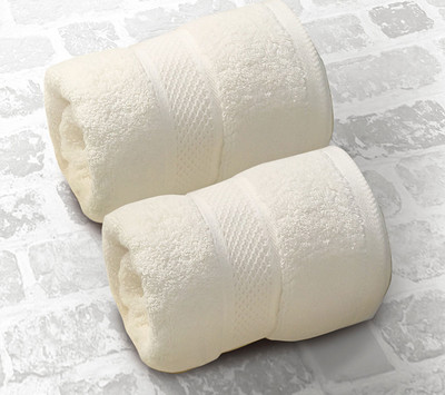 

Bombay Dyeing Cotton GSM Bath Towel Set(Pack of 2, Beige)