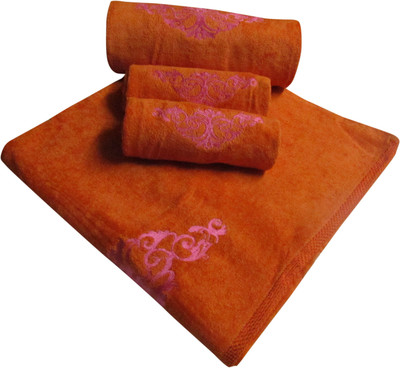 

Bombay Dyeing Cotton Bath & Hand Towel Set(Pack of 4, Orange)