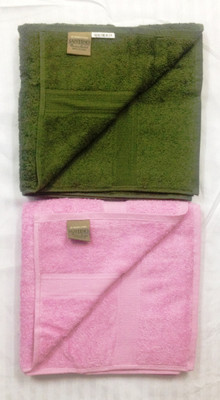 

Bombay Dyieng Cotton Bath Towel Set(Pack of 2, Dark Green, Pink), Chive;pink