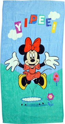 

Bombay Dyeing Cotton 550 GSM Bath Towel(Light Blue, Light Green), Green;skyblue