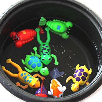 

Futaba Fishy Tales Bath Toy(Red, Yellow, Green, Orange)