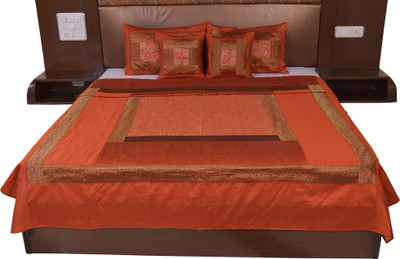 

Soundarya Silk Double Bed Cover(Orange)