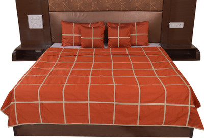 

Soundarya Silk Double Bed Cover(Orange)