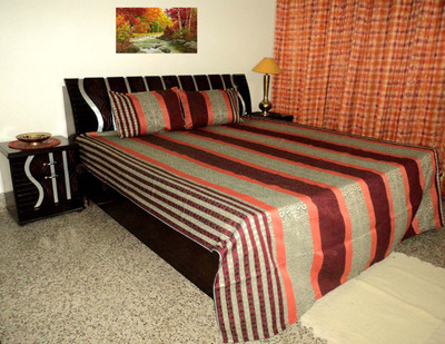 

Amita Home Furnishing Silk Queen Bed Cover(Multicolor)