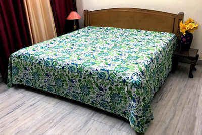 

Stylo Culture Cotton Double Bed Spread(Green, White)
