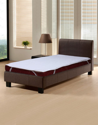 

Indigo Hometex Polyester, Cotton Single Bed Cover(White)