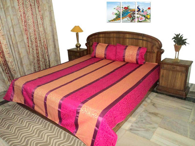 

Amita Home Furnishing Silk Queen Bed Cover(Pink)