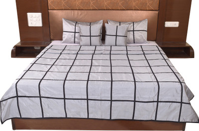 

Soundarya Silk Double Bed Cover(White)