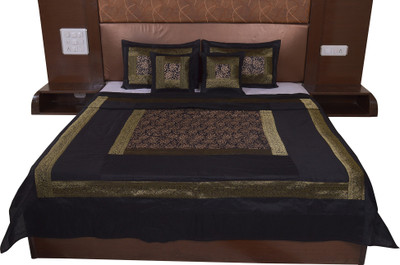 

Soundarya Silk Double Bed Cover(Black)