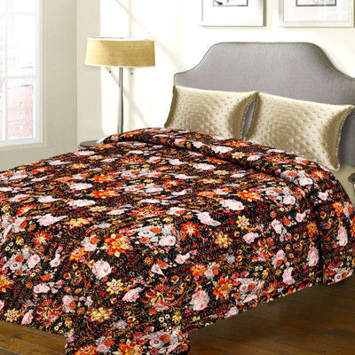 31% OFF on Aapno Rajasthan Cotton Double Bed Cover(Multicolor)