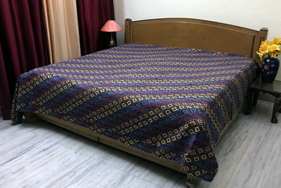 

Stylo Culture Cotton Double Bed Spread(Black, Purple)