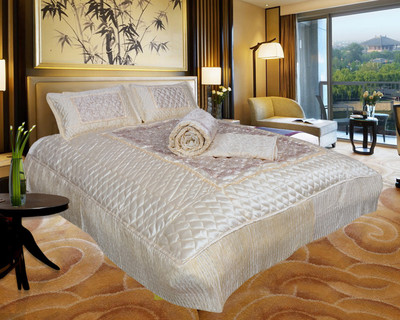 

Urban Style Satin Bedding Set(Multicolor)