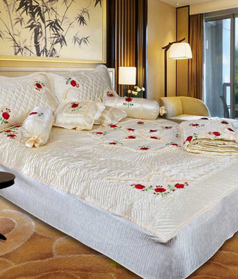 

Ooltah Chashma Satin Bedding Set(Yellow)