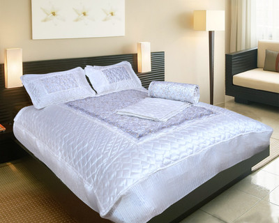 

El Sandalo Ethnic Satin Bedding Set(White)