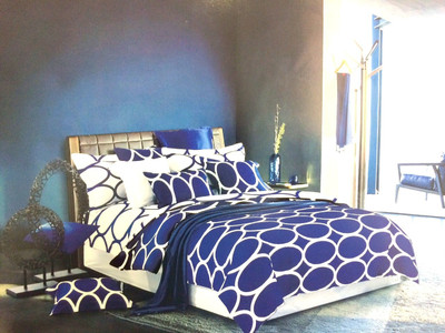 

Zesture 144 TC Cotton Double Floral Bedsheet(Pack of 1, Dark Blue)