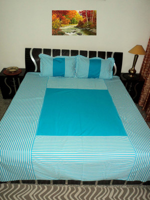 

Amita Home Furnishing Cotton Double Striped Bedsheet(Pack of 1, Blue)
