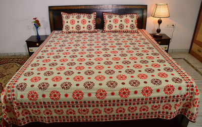 

Prabha Creation Cotton Double King Printed Bedsheet(Pack of 1, maroon, cream & red)