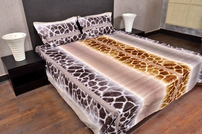 

Banana Prints 300 TC Cotton Double Bedsheet(Pack of 1, Multicolor)