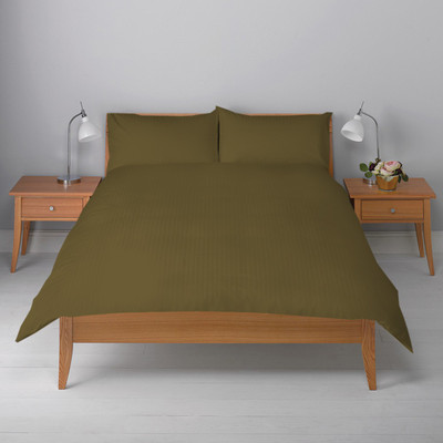 16% OFF on Scala 300 TC Cotton Double Striped Bedsheet(Pack of 1, Dark Green)