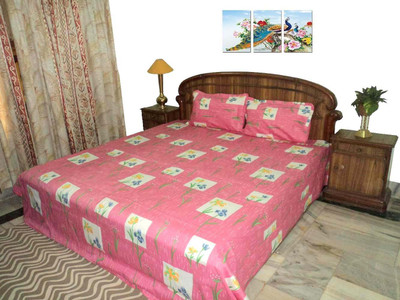 

Amita Home Furnishing 300 TC Cotton Double Printed Bedsheet(Pack of 1, Multicolor)