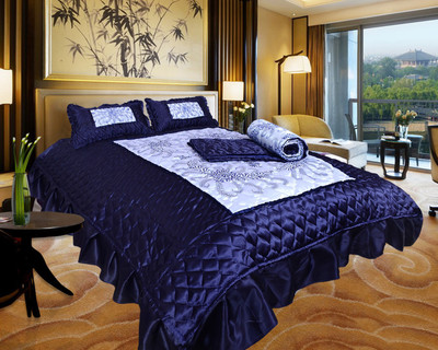 

Urban Style Satin Bedding Set(Multicolor)