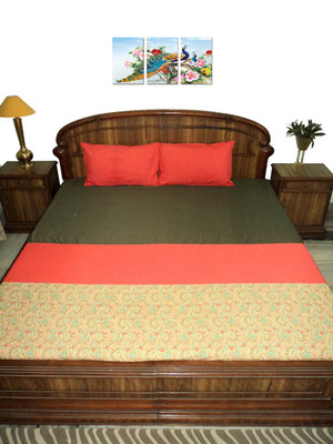 

Amita Home Furnishing 300 TC Cotton Double Striped Bedsheet(Pack of 1, Multicolor)