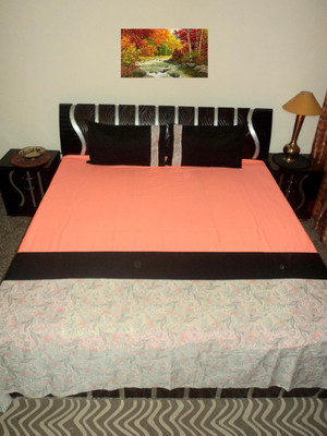 

Amita Home Furnishing Cotton Double Striped Bedsheet(Pack of 1, Multicolor)