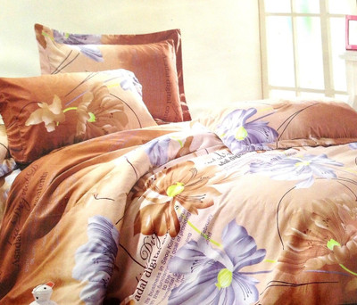 

ExpressionsHome Floral  Comforter(Poly Cotton, Multicolor