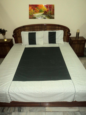 

Design Willa Cotton Double Checkered Bedsheet(Pack of 1, Multicolor)
