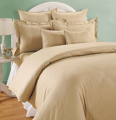 21% OFF on Swayam Striped King Quilt(Cotton, Beige)