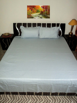 

Amita Home Furnishing Cotton Double Printed Bedsheet(Pack of 1, Multicolor)