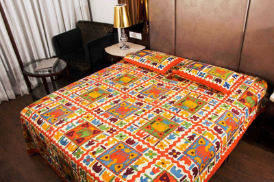 

Naiwal Fashion 250 TC Cotton Double Abstract Bedsheet(Pack of 1, Multicolor)