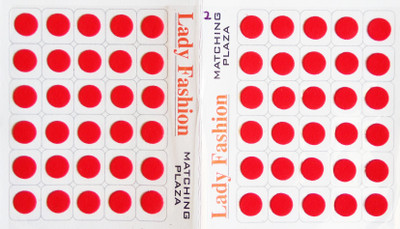 

Lady Fashion Matching Plaza Forehead Red Bindis(Fancy Design)