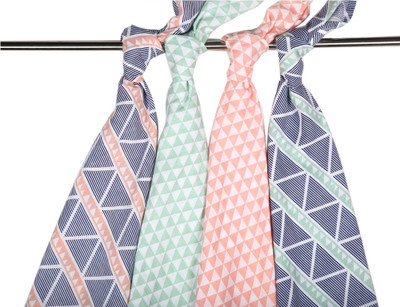 

Bacati Geometric  Swadding Baby Blanket(Microfiber, Multicolor