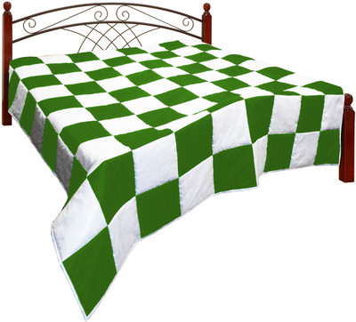 77% OFF on Zikrak Exim Checkered King Comforter(Polyester, Green, White)