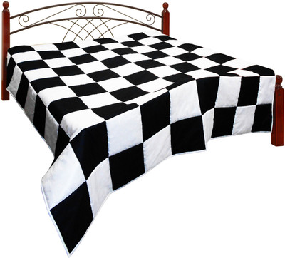 75% OFF on Zikrak Exim Checkered King Quilt(Polyester, Black, White)