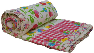 

Snuggle Floral  Comforter(Microfiber, Multicolor