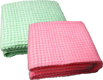

Brandonn Checkered  Top Sheet(Cotton, Green