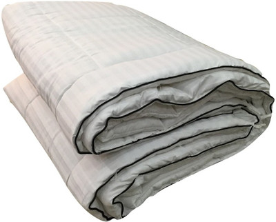 Snuggle Plain  Comforter(Microfiber, White
